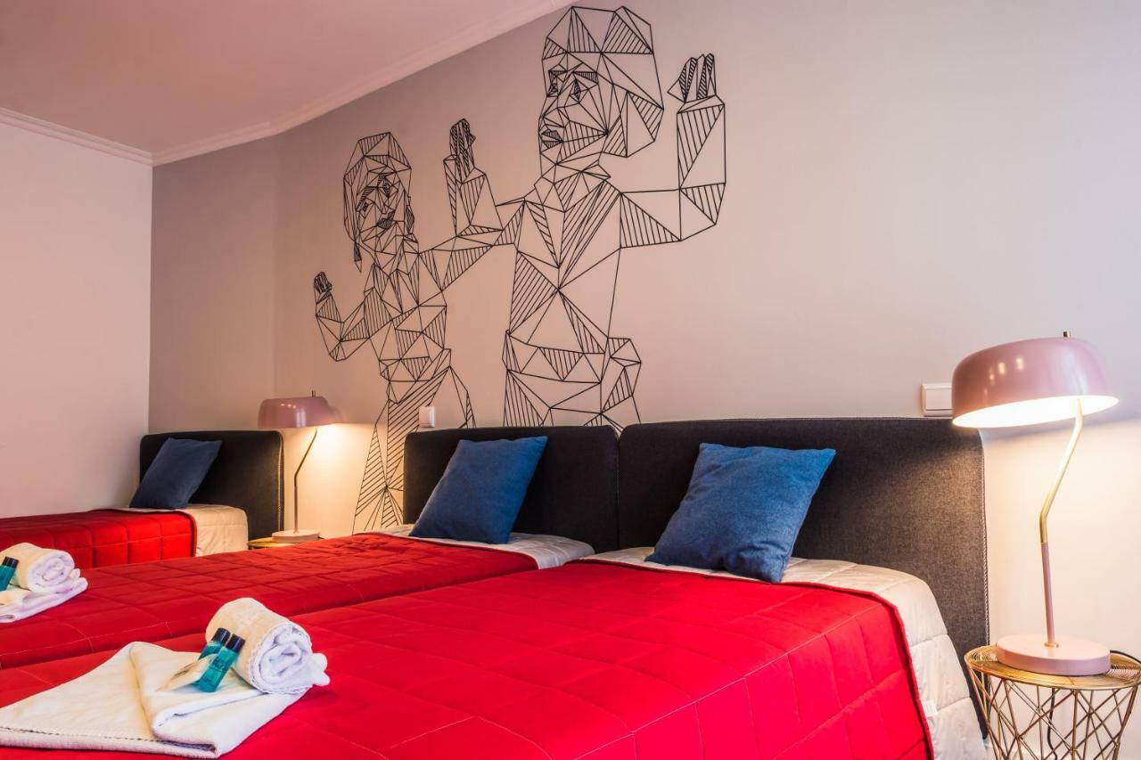 In Barcelos Hostel & Guest House Bagian luar foto