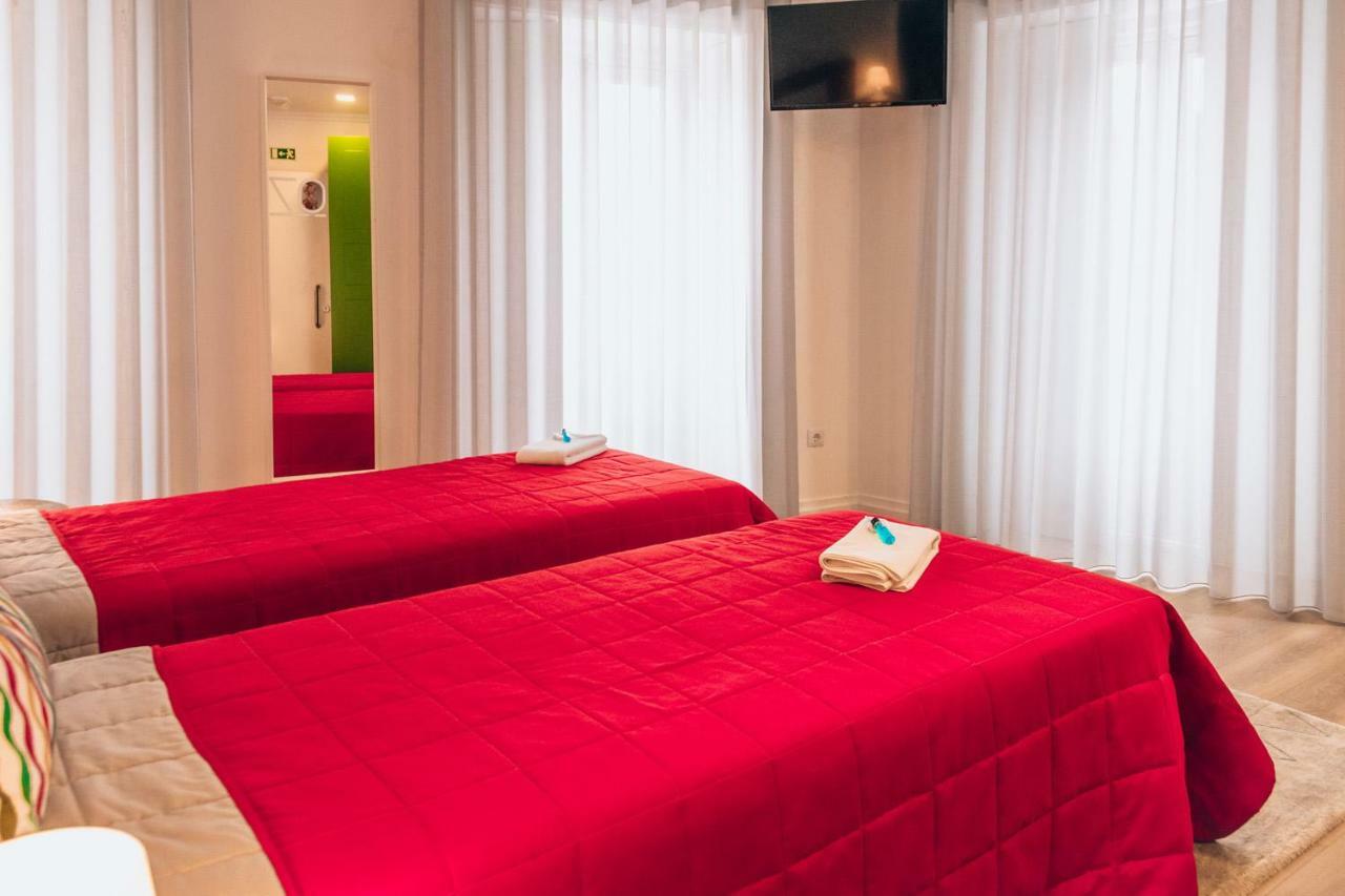 In Barcelos Hostel & Guest House Bagian luar foto